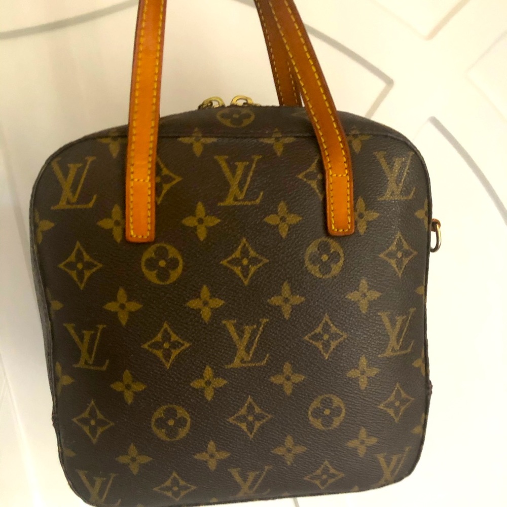 Louis Vuitton Spontini
